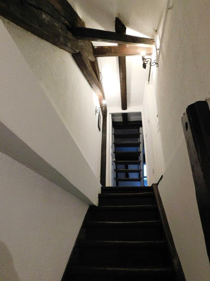 Appartement Typique Et Cosy A Deux Pas De La Cathedrale