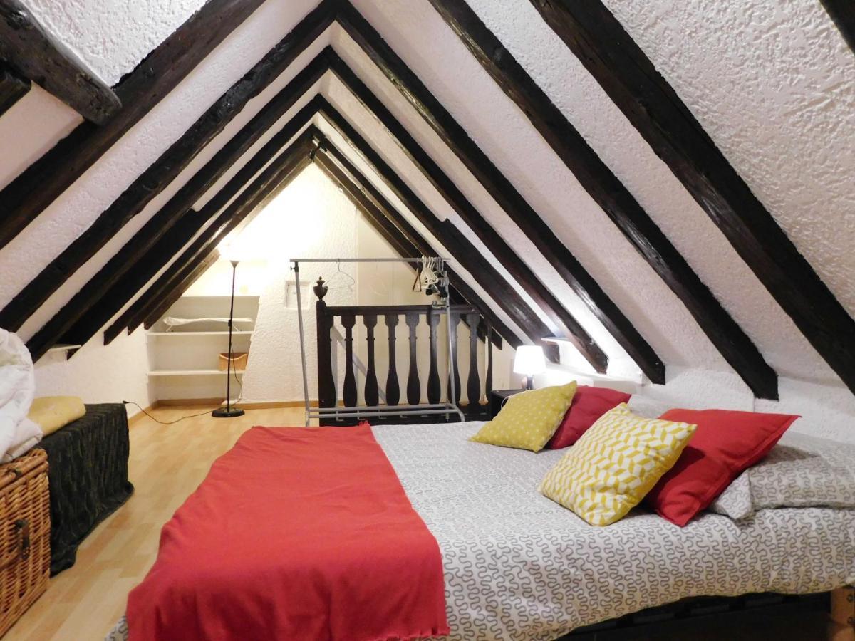 Typique Et Cosy A Deux Pas De La Cathedrale Appartement Strasbourg